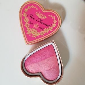 Too Faced Something about Berry Blush